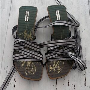 Mohop Sandals Size 7 Handmade in USA Vegan